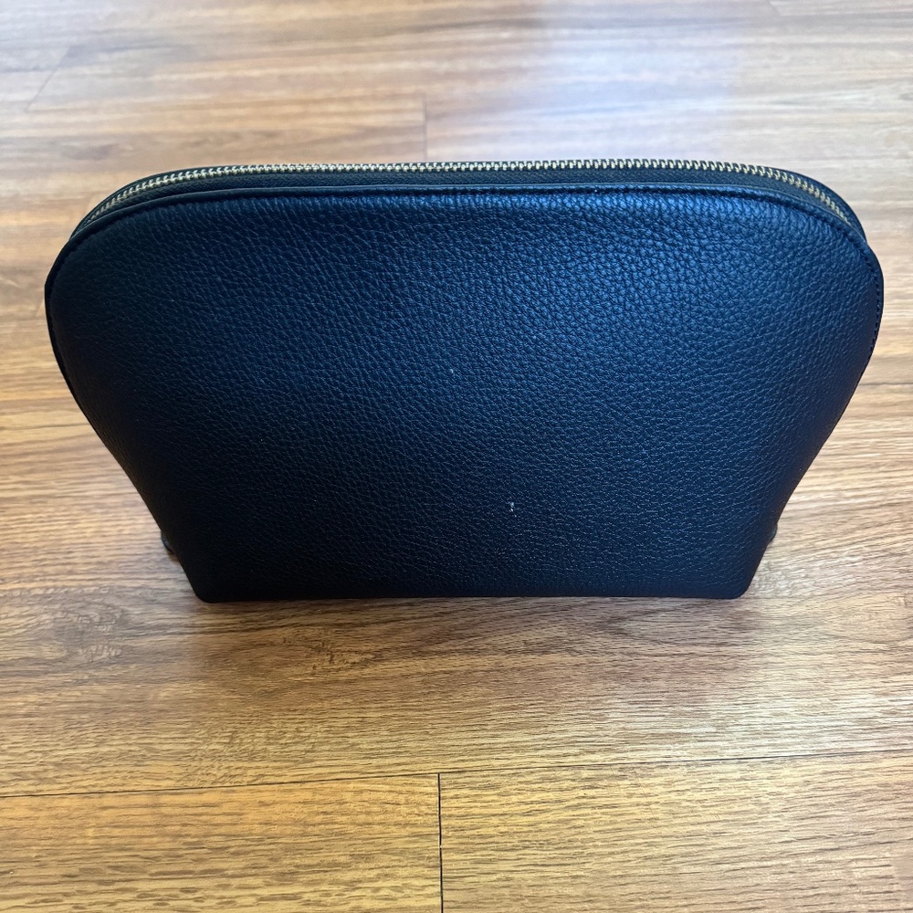 Cuyana Travel Case Set - Picture 11 of 16